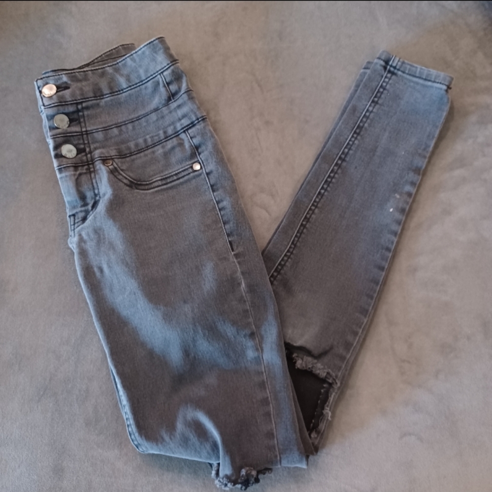 Mudd Distressed Jeans